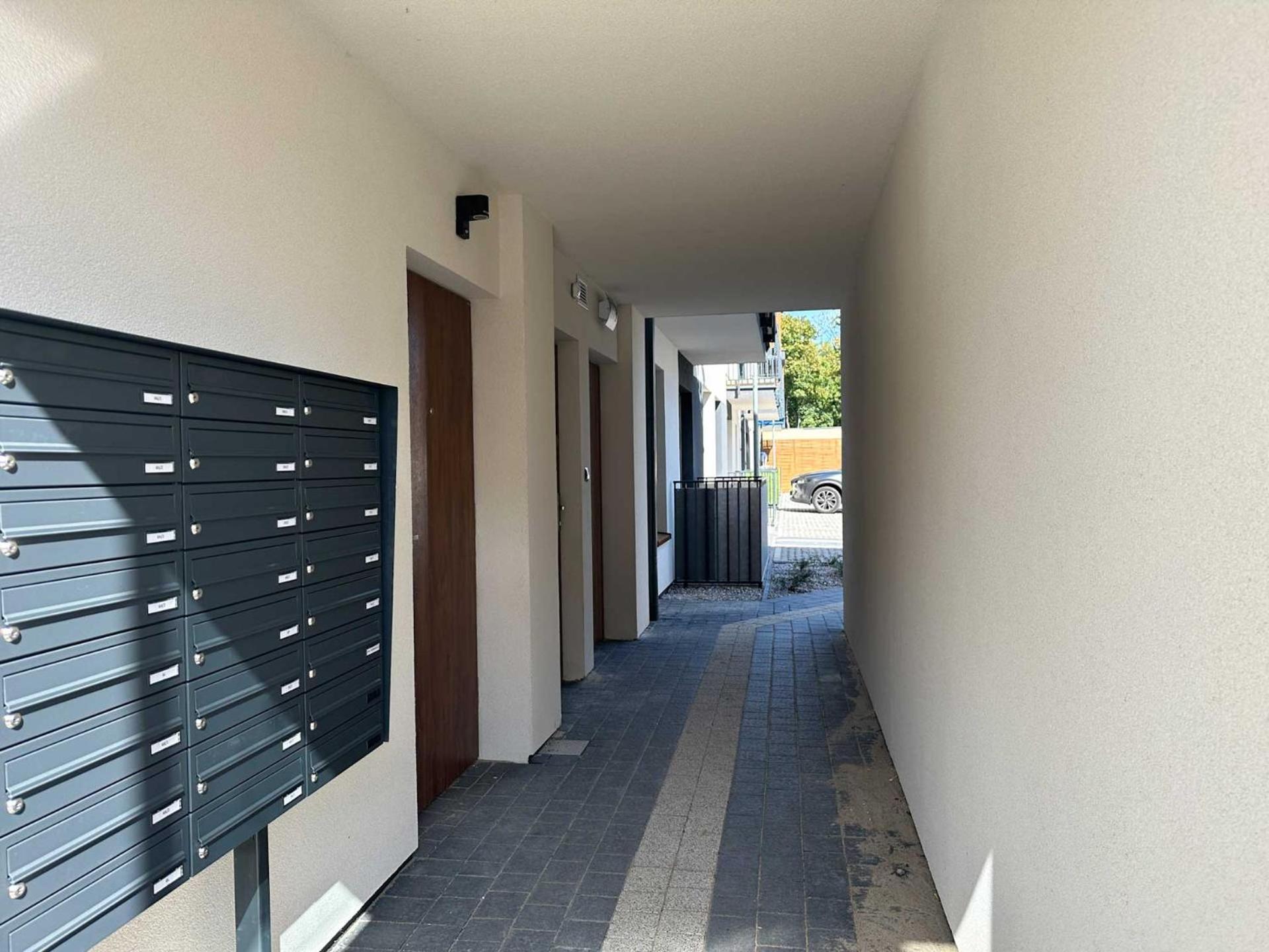 Dmk Blue Apartment Near Warsaw-Modlin Airport Nowy Dwór Mazowiecki Екстериор снимка